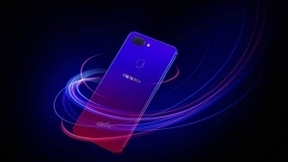 红蓝渐变实力圈粉 OPPO R15星云特别版获时尚达人追捧